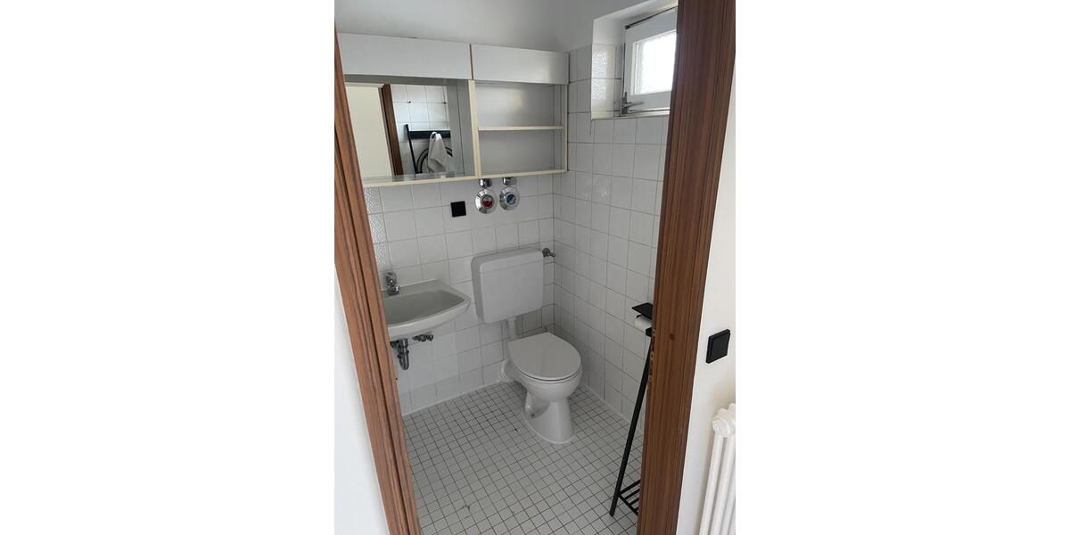 Etagenwohnung Wiesbaden Bierstadt - 1 Zimmer, 40 m&sup2;, 720&euro; | Angebot:24744302