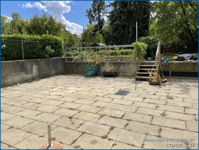 ~4-Zimmerwohnung mit Garten und großer Terrasse~ Hinterhaus *Haustiere sind leider nicht erlaubt* 4 zimmer