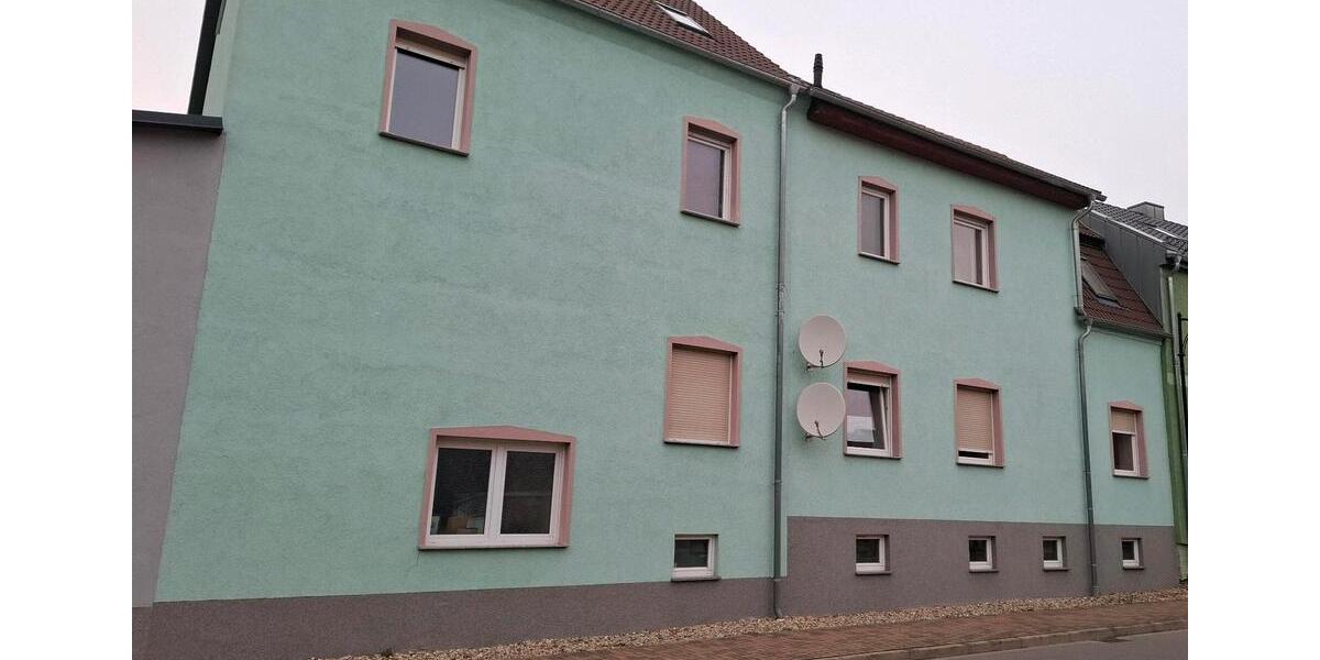 Etagenwohnung Gräfenhainichen - 2 Zimmer, 60 m&sup2;, 350&euro; | Angebot:25978526