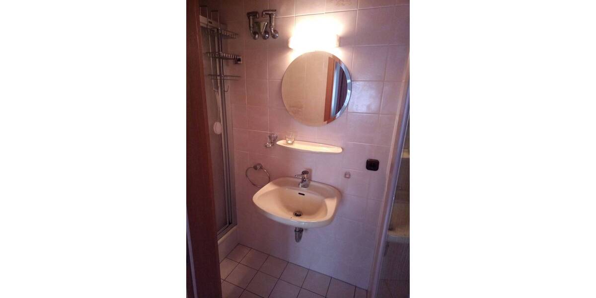 Zimmer Simmerath Einruhr - 5 Zimmer, 160 m&sup2;, 1.170&euro; | Angebot:26243270