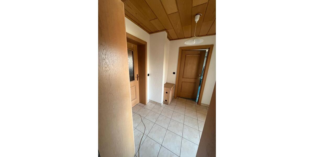 Etagenwohnung Roding - 4 Zimmer, 131 m&sup2;, 800&euro; | Angebot:26651974