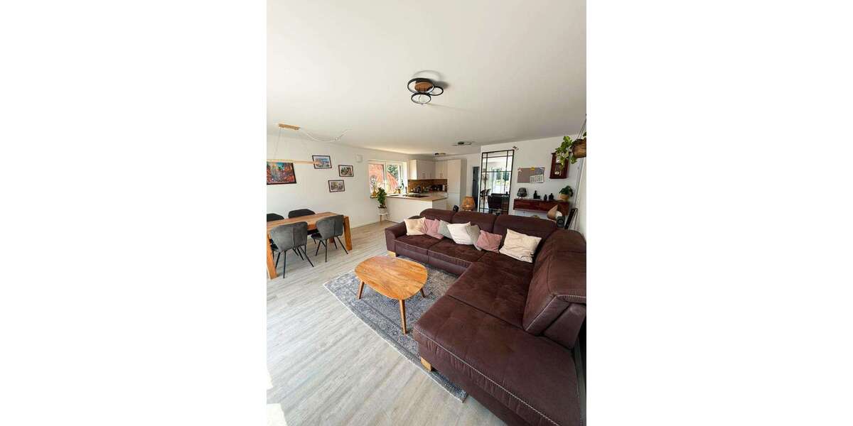 Etagenwohnung Loxstedt - 3 Zimmer, 100 m&sup2;, 1.200&euro; | Angebot:27214450
