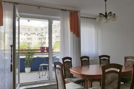 (12537_24) MGN: ruhige 2-Raum-Wohnung mit Aufzug und Balkon zum Innenhof, bodentiefe Dusche, EBK und Möbel mgl. - Wohnung Meiningen | Angebot:27118364