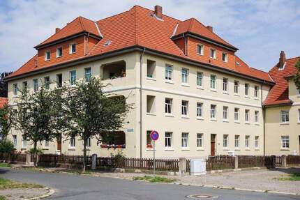 Zimmer Halberstadt - 3 Zimmer, 87 m&sup2;, 395&euro; | Angebot:25797437