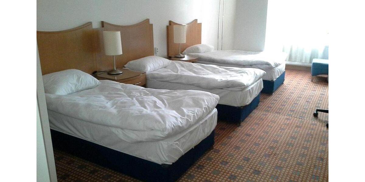 Wohnen auf Zeit Melsbach - 22 Zimmer, 20 m&sup2;, 15&euro; | Angebot:25408462