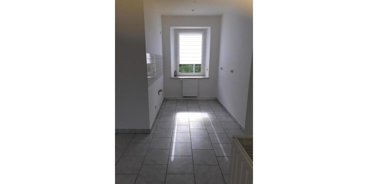 Erdgeschoßwohnung Zörbig - 3 Zimmer, 75 m&sup2;, 562&euro; | Angebot:26563124