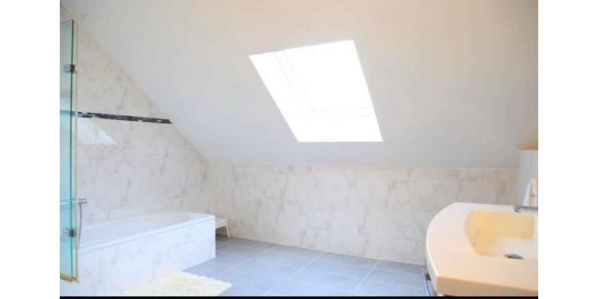 Maisonettenwohnung Freiburg im Breisgau - 5 Zimmer, 116 m&sup2;, 2.000&euro; | Angebot:25120830