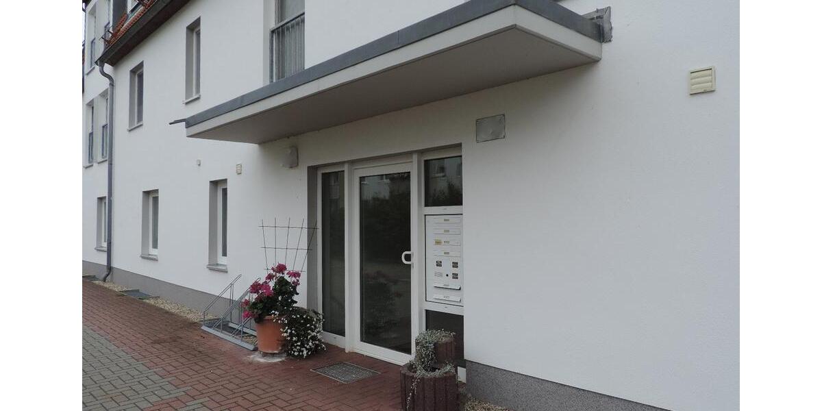 Helle Dachgeschosswohnung mit Balkon und Stellplatz! 2 zimmer