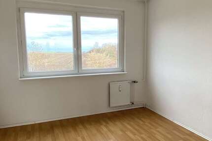 Wohnung Altenburg - 3 Zimmer, 60 m&sup2;, 300&euro; | Angebot:26594744