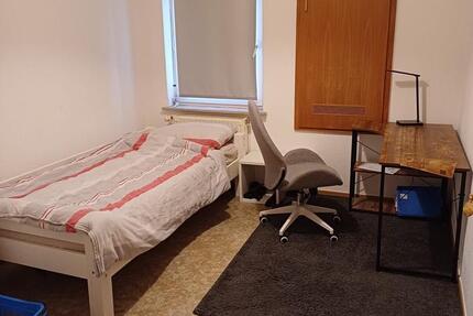 Zimmer in 3-Zimmer-WG zur Vermietung - Einzug ab 01.08.2025