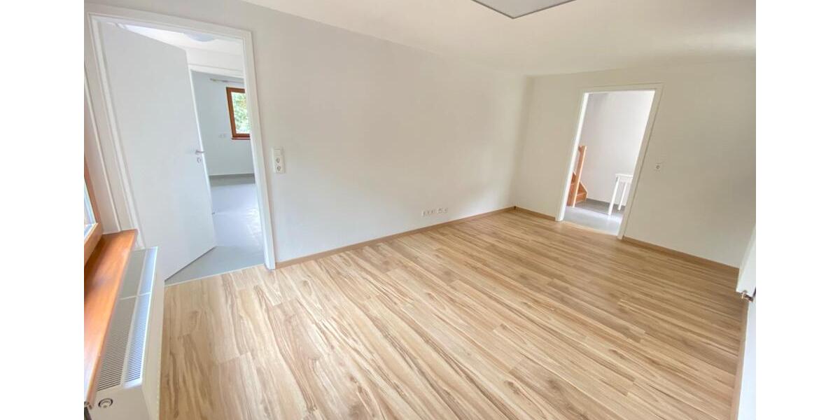 Etagenwohnung Waldbröl - 3 Zimmer, 65 m&sup2;, 680&euro; | Angebot:26152393