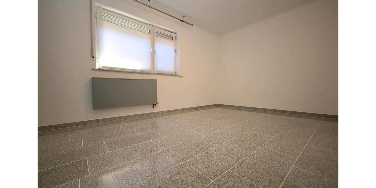Erdgeschoßwohnung Sande - 3 Zimmer, 83 m&sup2;, 750&euro; | Angebot:26408242
