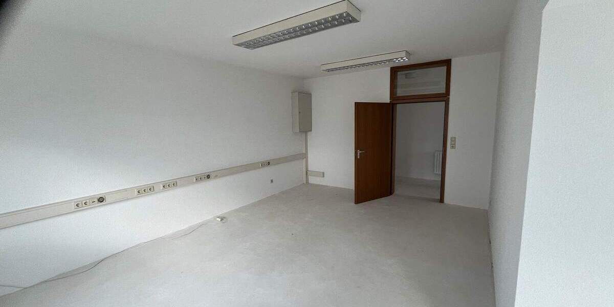 Gewerbeobjekt Renningen - 2.760&euro; | Angebot:25747339