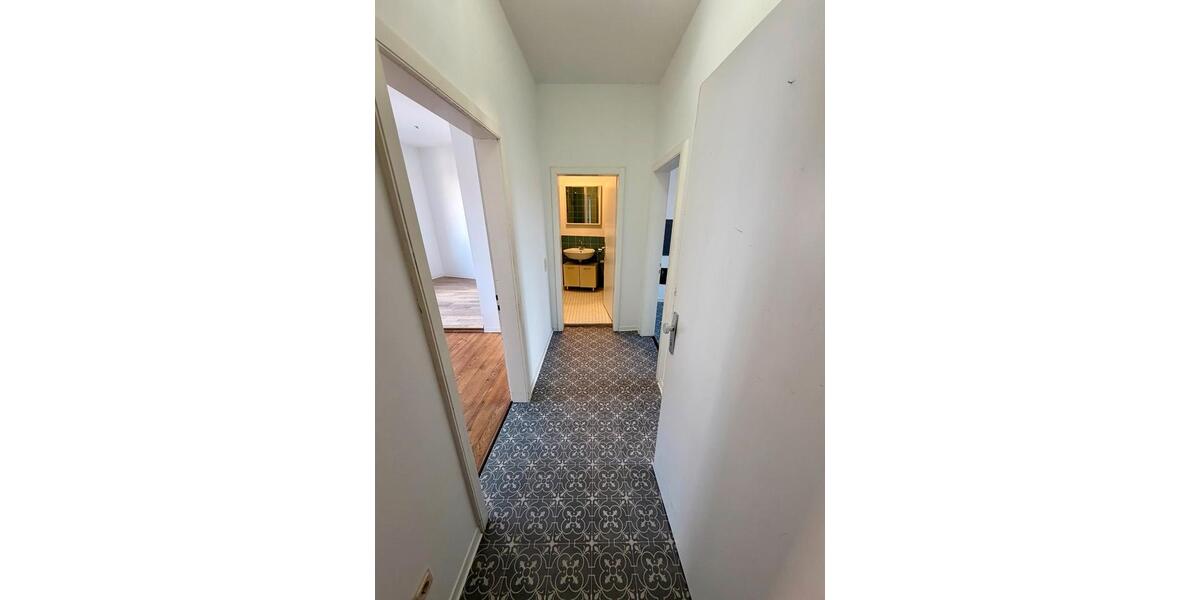 Etagenwohnung Saarbrücken Dudweiler - 2 Zimmer, 50 m&sup2;, 430&euro; | Angebot:25992319