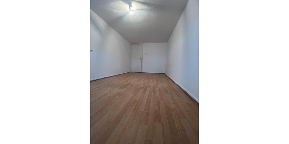 WG-ZIMMER IN BONN DUISDORF 5 zimmer