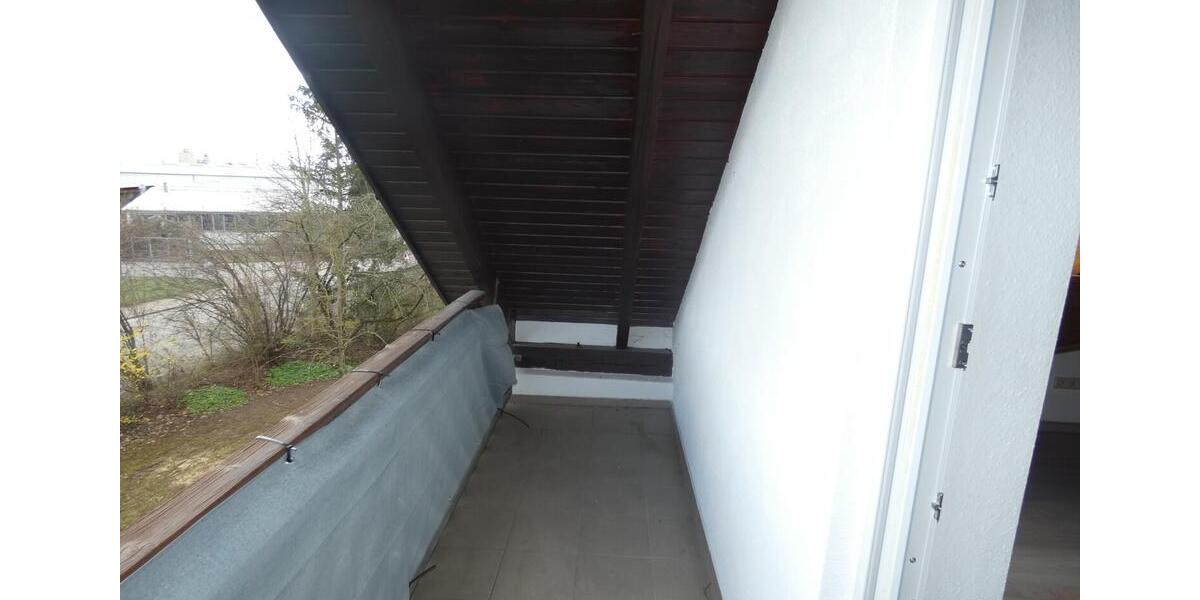 Dachgeschoßwohnung Lauingen (Donau) - 2 Zimmer, 60 m&sup2;, 640&euro; | Angebot:24976523