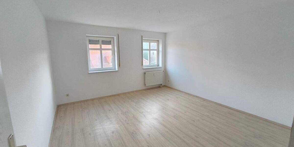 Etagenwohnung Königsbrück Stenz - 3 Zimmer, 80 m&sup2;, 440&euro; | Angebot:22902144