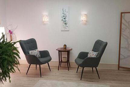 Beratungsraum 18qm zur Untermiete DiMi Freiburg zimmer