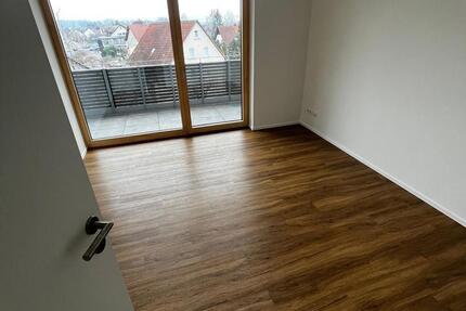 Wohnung Meckenbeuren - 3 Zimmer, 85 m&sup2;, 1.210&euro; | Angebot:26532874