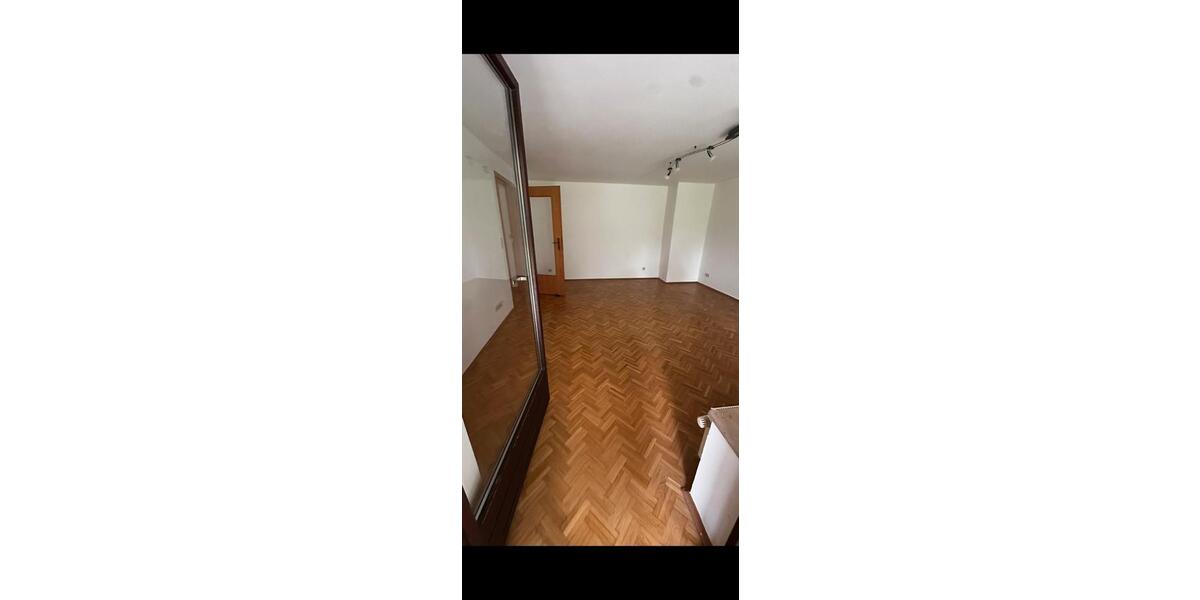 Erdgeschoßwohnung Lüdenscheid - 1 Zimmer, 65 m&sup2;, 650&euro; | Angebot:24788208