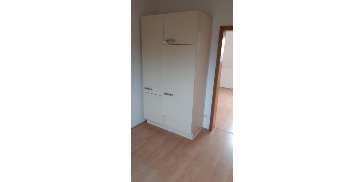 Dachgeschoßwohnung Essen Stadtbezirk VII - 2.5 Zimmer, 48 m&sup2;, 570&euro; | Angebot:26153579