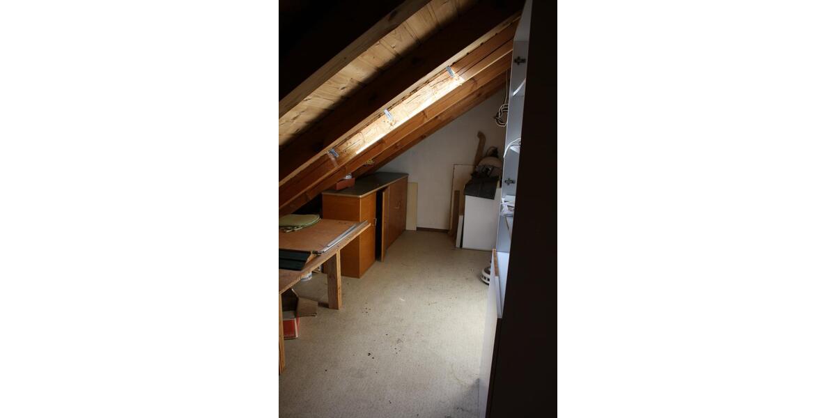 Dachgeschoßwohnung Patersdorf - 5 Zimmer, 140 m&sup2;, 770&euro; | Angebot:24495165
