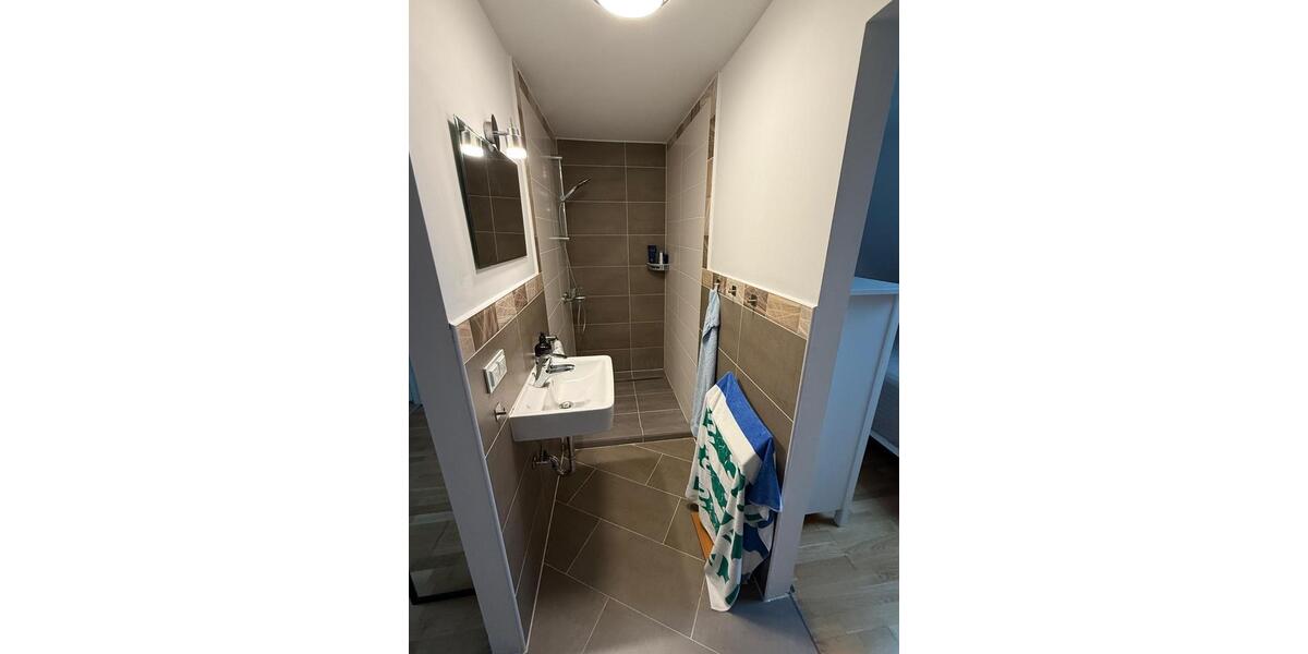 Dachgeschoßwohnung Mönchengladbach Nord - 2 Zimmer, 49 m&sup2;, 520&euro; | Angebot:24473985