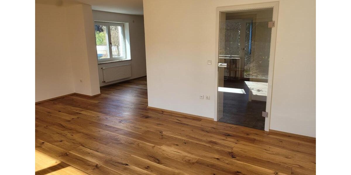 Einfamilienhaus Mühldorf am Inn - 7 Zimmer, 154 m&sup2;, 2.200&euro; | Angebot:25634005
