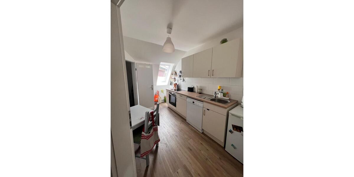Dachgeschoßwohnung Hamburg Hamburg-Mitte - 2 Zimmer, 48 m&sup2;, 720&euro; | Angebot:26670303