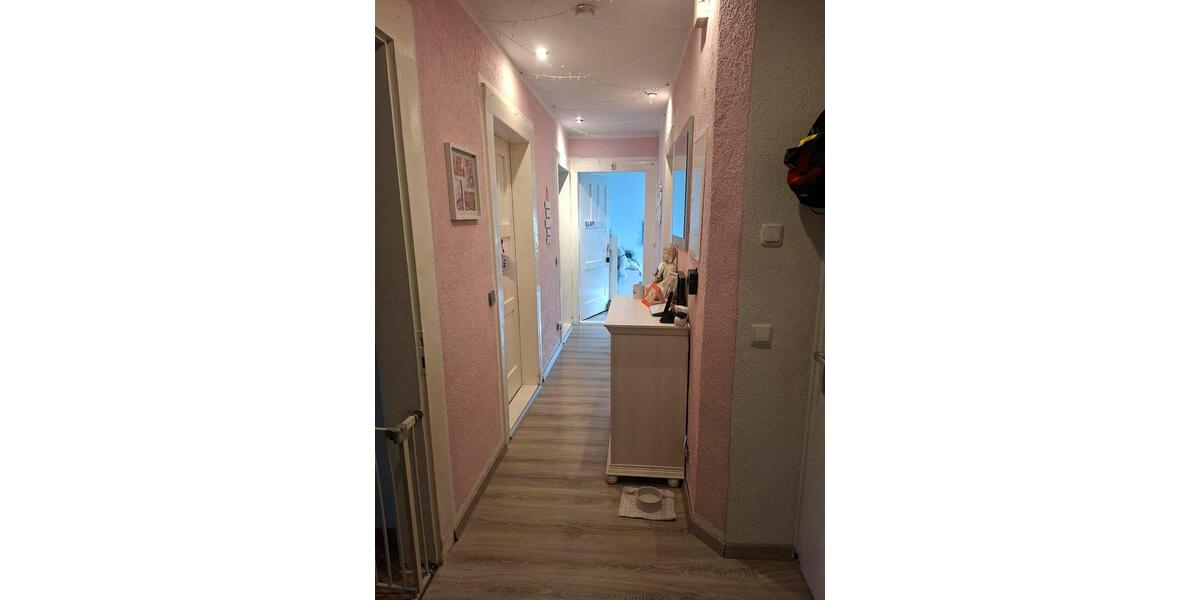Erdgeschoßwohnung Nürnberg Eibach - 3 Zimmer, 88 m&sup2;, 1.050&euro; | Angebot:26582356