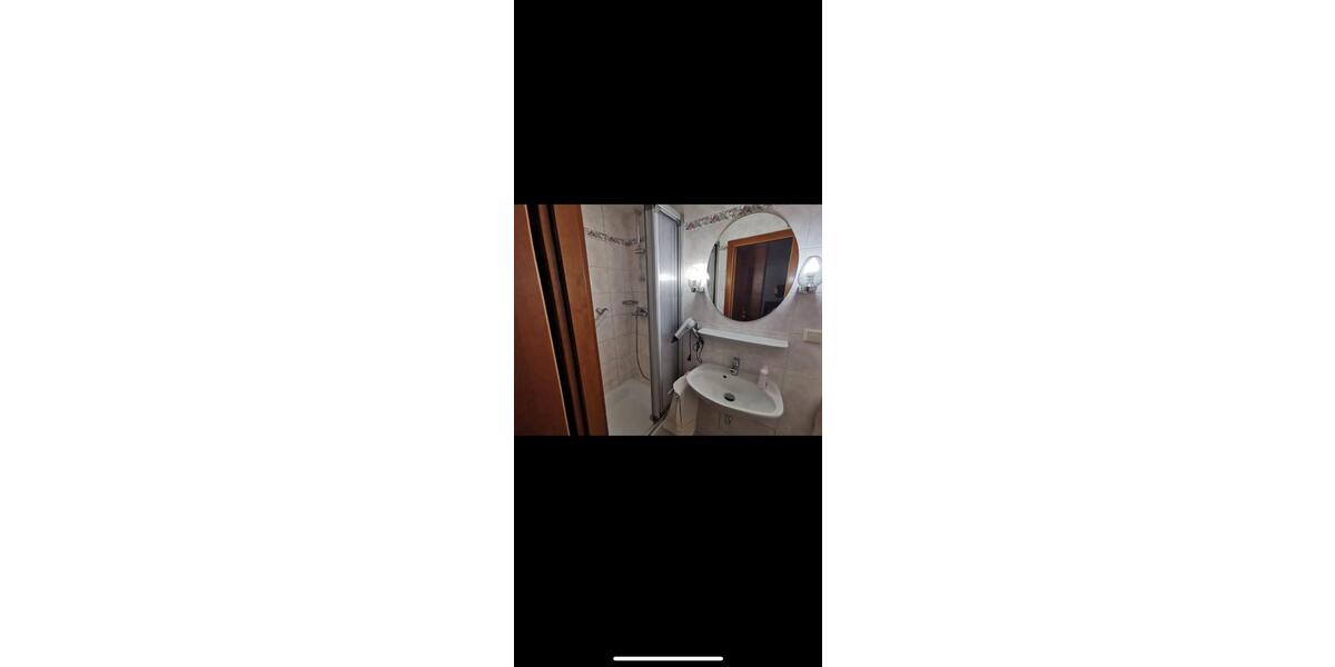 Wohnen auf Zeit Reutlingen Orschel-Hagen - 1 Zimmer, 20 m&sup2;, 500&euro; | Angebot:26387770