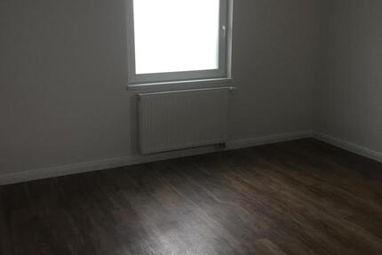 Haus Varel - 3 Zimmer, 85 m&sup2;, 800&euro; | Angebot:25146945