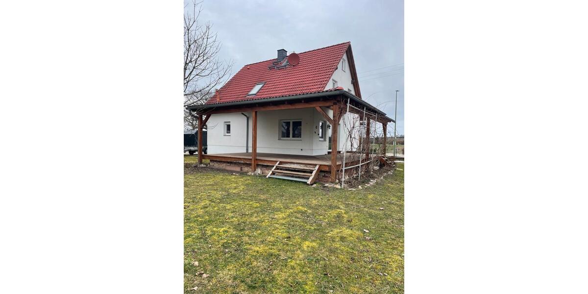 Etagenwohnung Rehling - 4 Zimmer, 145 m&sup2;, 2.250&euro; | Angebot:25497536