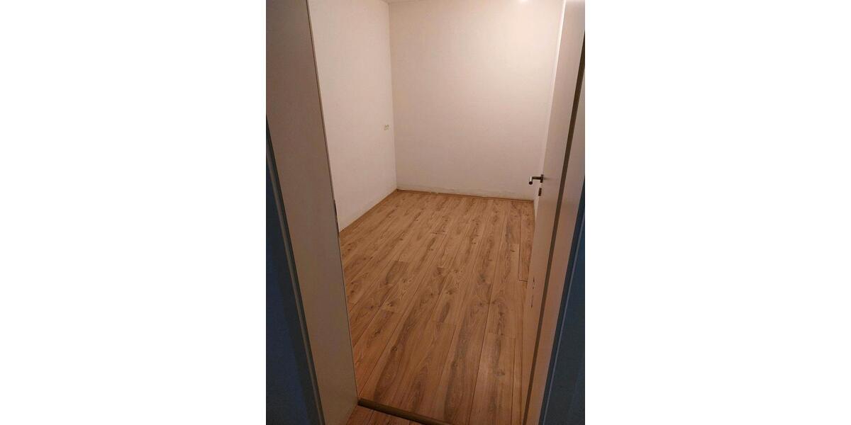 Etagenwohnung Plößberg - 3 Zimmer, 75 m&sup2;, 550&euro; | Angebot:26380385