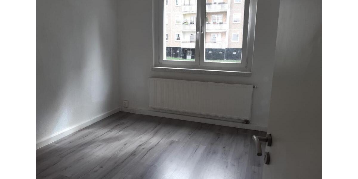 Etagenwohnung Suhl - 3 Zimmer, 56 m&sup2;, 307&euro; | Angebot:25918721