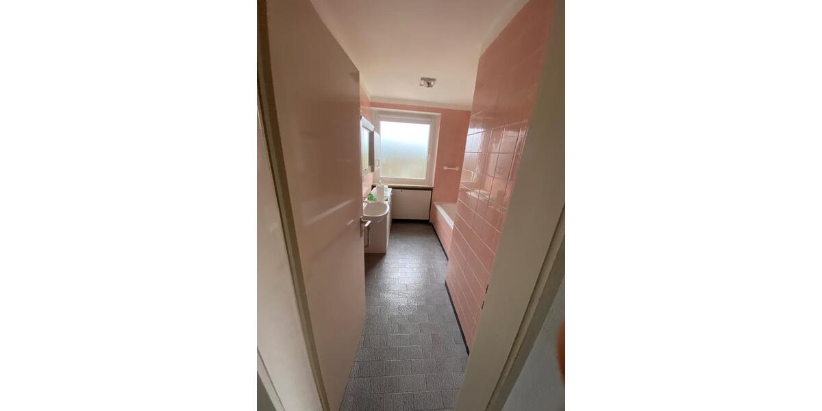 Wohnen auf Zeit Karlsruhe Hagsfeld - 1 Zimmer, 15 m&sup2;, 520&euro; | Angebot:25873291