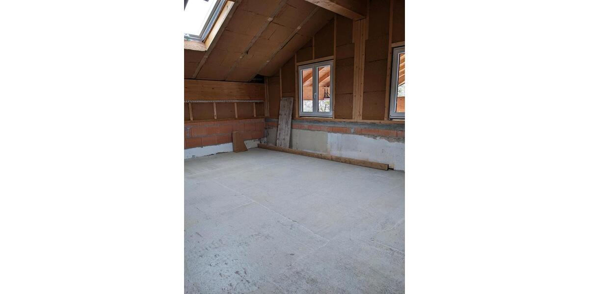 Dachgeschoßwohnung Lenggries - 5 Zimmer, 113 m&sup2;, 2.000&euro; | Angebot:25299665