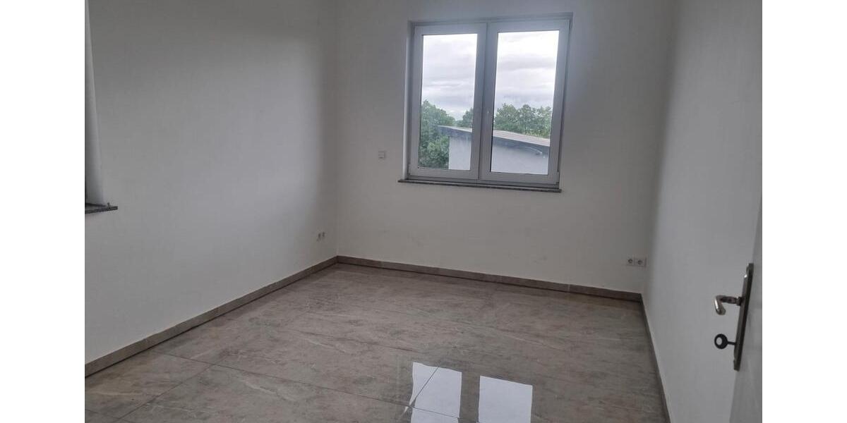 Etagenwohnung Wetzlar Altenberger Straße - 3 Zimmer, 105 m&sup2;, 1.100&euro; | Angebot:26494172