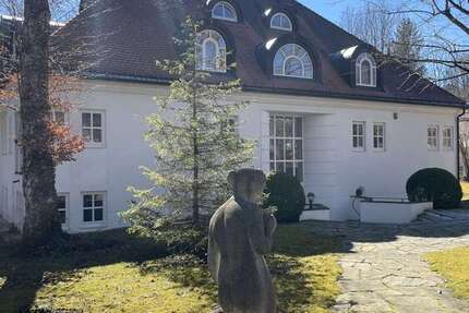 Wohnung Grünwald - 3.5 Zimmer, 192 m&sup2;, 3.302&euro; | Angebot:27273080