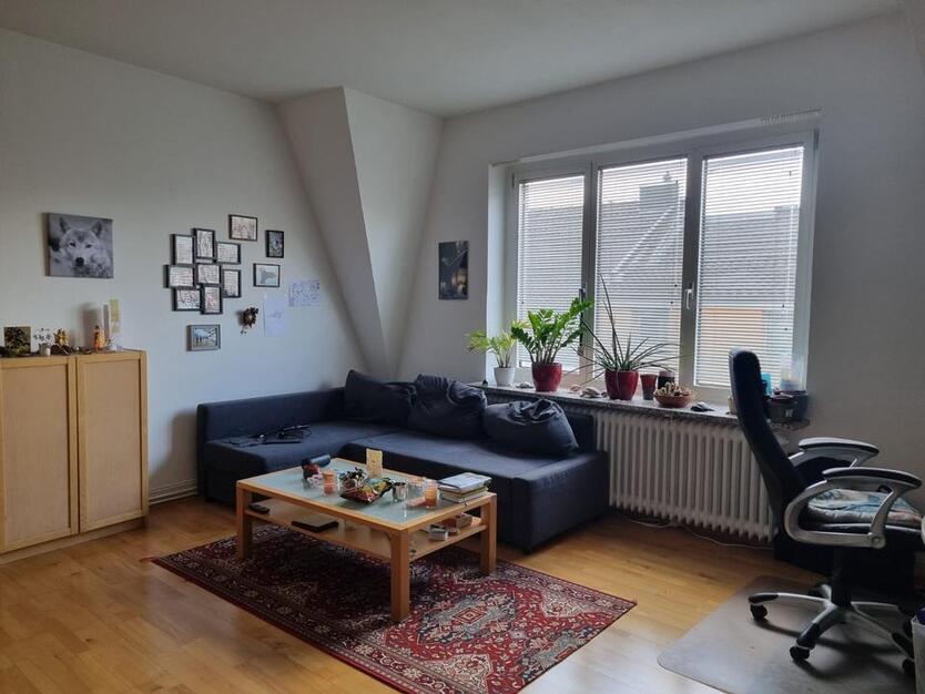 Geräumige, möblierte Wohnung in Bonn-Friesdorf zur Zwischenmiete