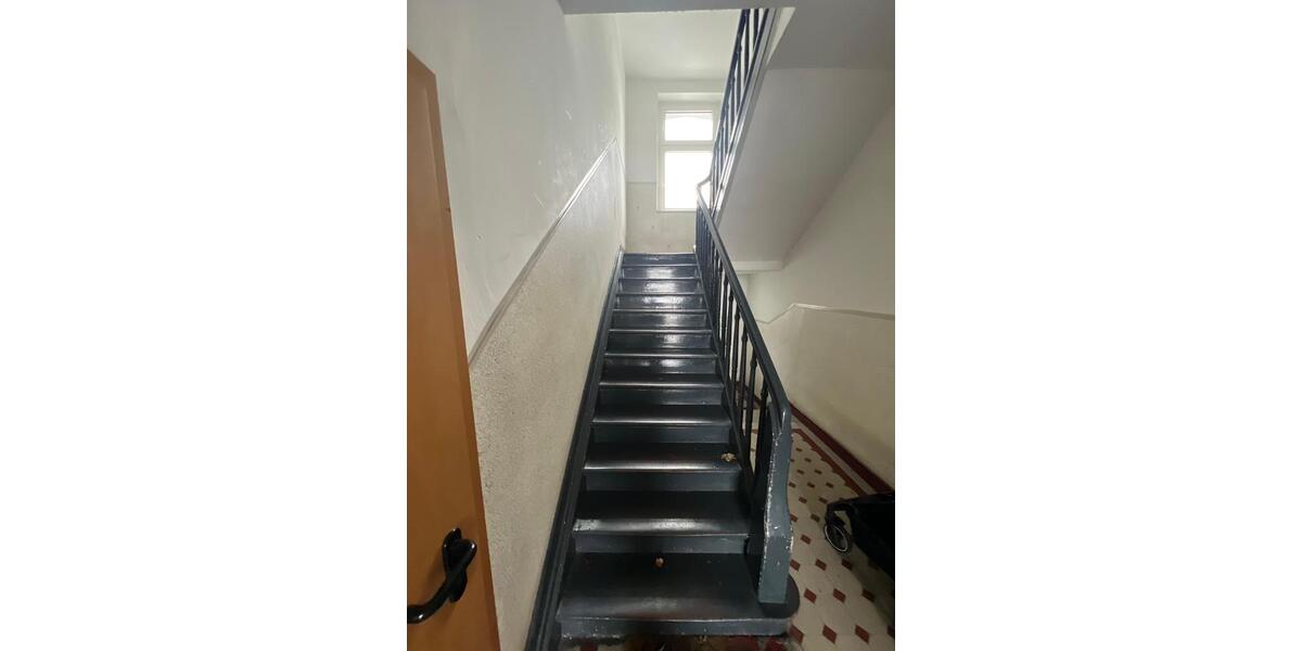 3 Zimmer Wohnung zu vermieten DG möbeliert zimmer