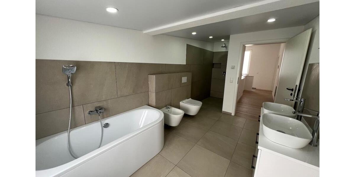 Doppelhaushälfte Forchtenberg - 5.5 Zimmer, 144 m&sup2;, 2.070&euro; | Angebot:25932099