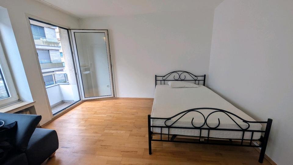 Wohnen auf Zeit Düsseldorf Stadtbezirk 3 - 4 Zimmer, 115 m&sup2;, 780&euro; | Angebot:24983402