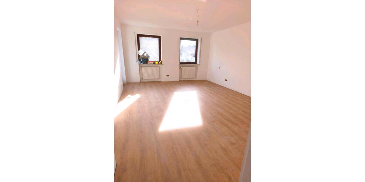 Doppelhaushälfte Fürstenfeldbruck - 6 Zimmer, 225 m&sup2;, 3.150&euro; | Angebot:25654866