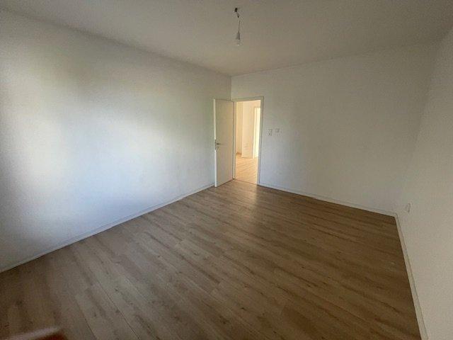 Etagenwohnung Wuppertal Gemarkung Barmen - 3 Zimmer, 77 m&sup2;, 750&euro; | Angebot:26329322