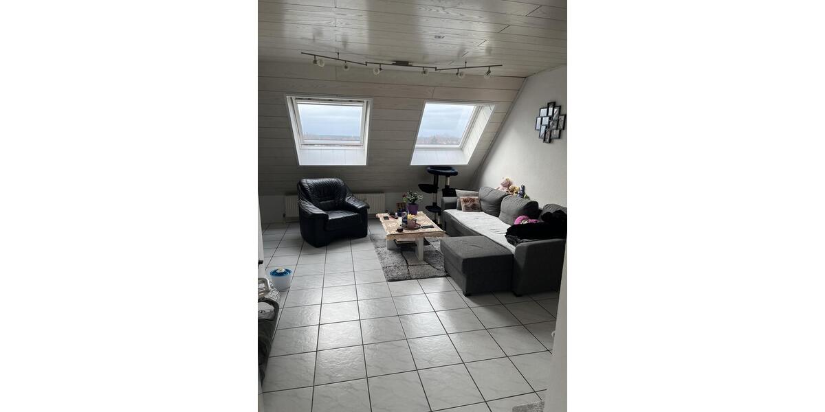 Dachgeschoßwohnung Feucht - 2 Zimmer, 53 m&sup2;, 680&euro; | Angebot:25932416