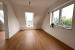 Dachgeschoßwohnung Reinfeld (Holstein) - 2.5 Zimmer, 88 m&sup2;, 1.740&euro; | Angebot:24826383