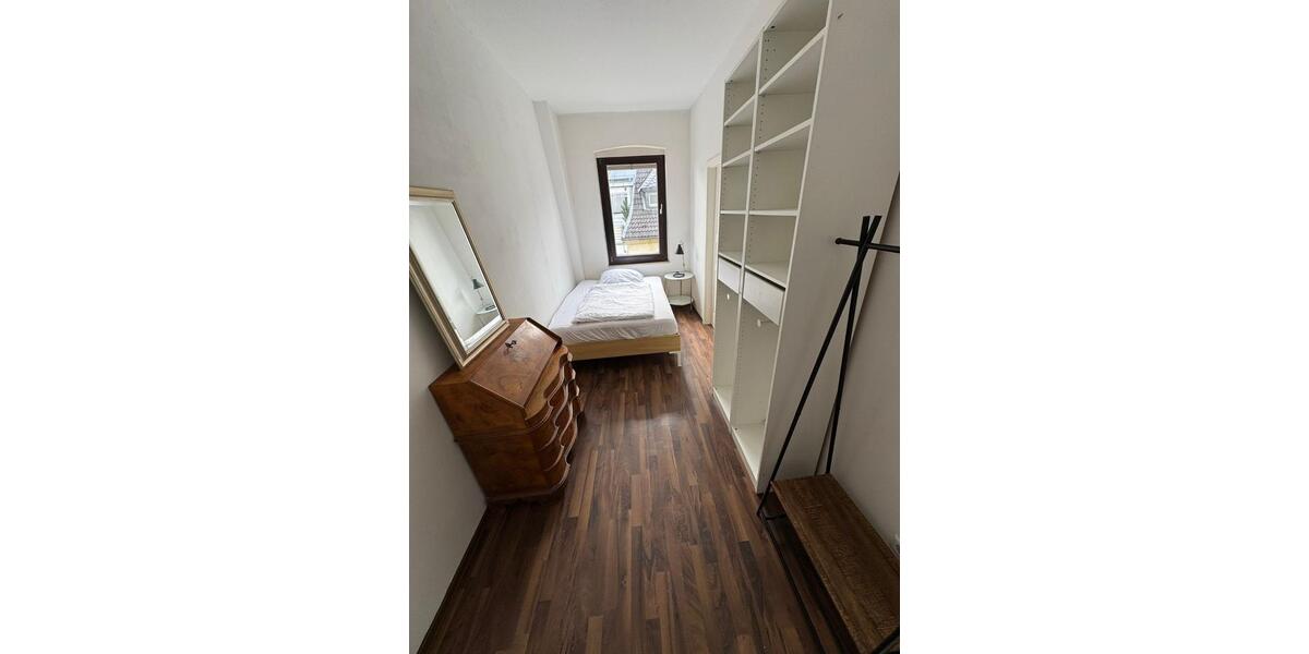 Wohnen auf Zeit Köln Mülheim - 3 Zimmer, 70 m&sup2;, 500&euro; | Angebot:25903732