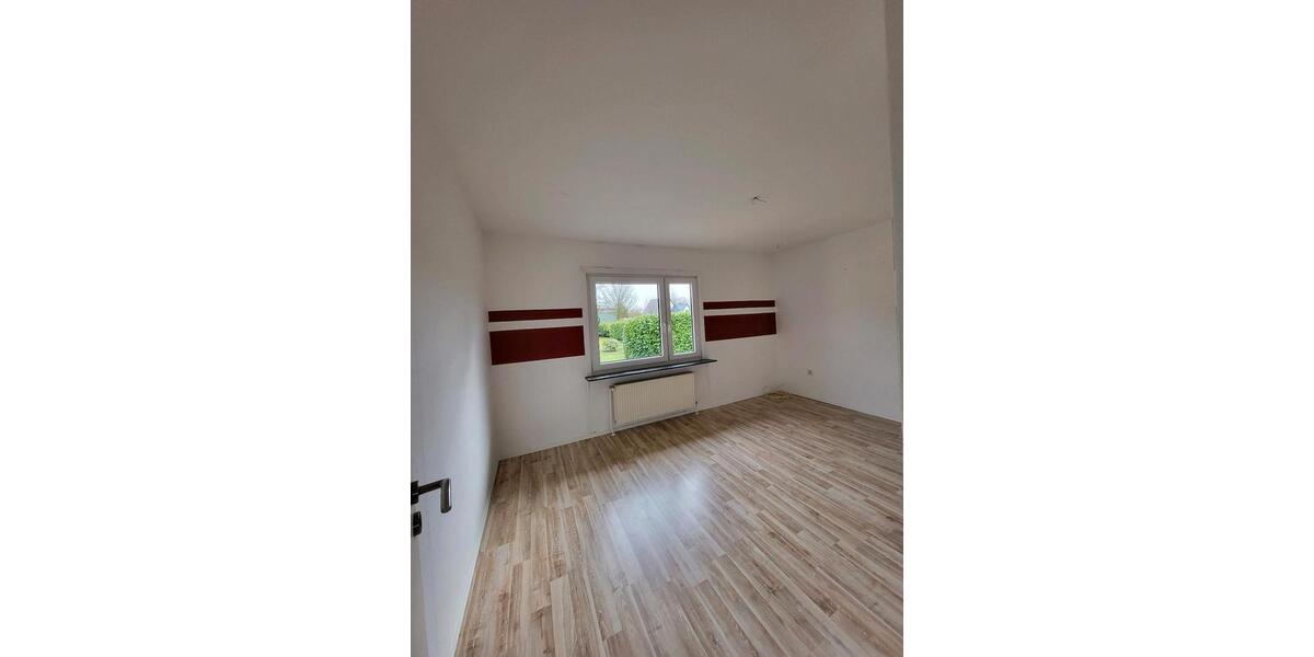Einfamilienhaus Kropp - 6 Zimmer, 130 m&sup2;, 1.350&euro; | Angebot:26504585