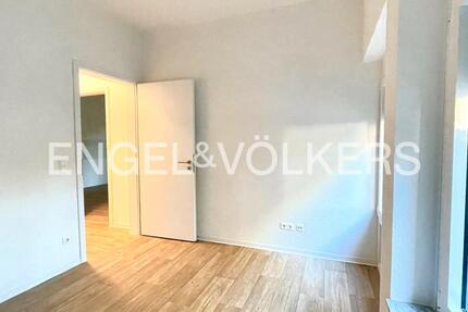 Frisch renovierte 2-Raum-Wohnung mit Terrasse im beliebten Stadtfeld 2 zimmer